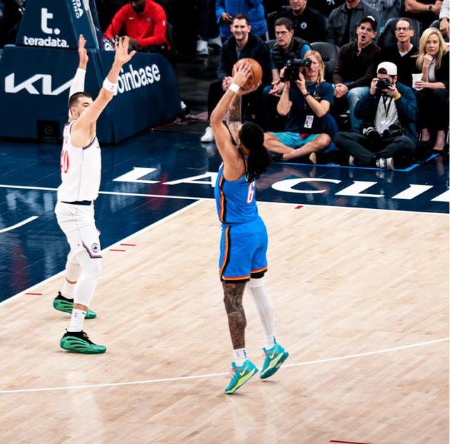 逆转之夜！快船最后时刻连续得分取胜，看到部门注册学习显示这里.的简单介绍