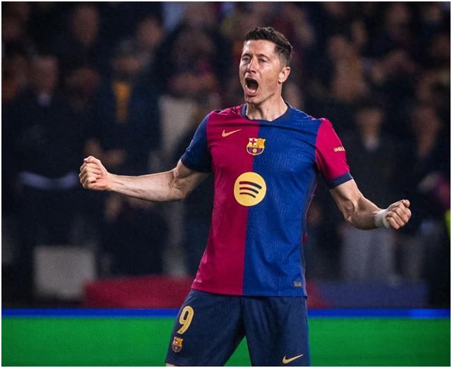 开云体育赛事直播包含莱万多夫斯基在德国队比赛中最后时刻胜出，锐不可当引发热议！再创辉煌时刻的词条