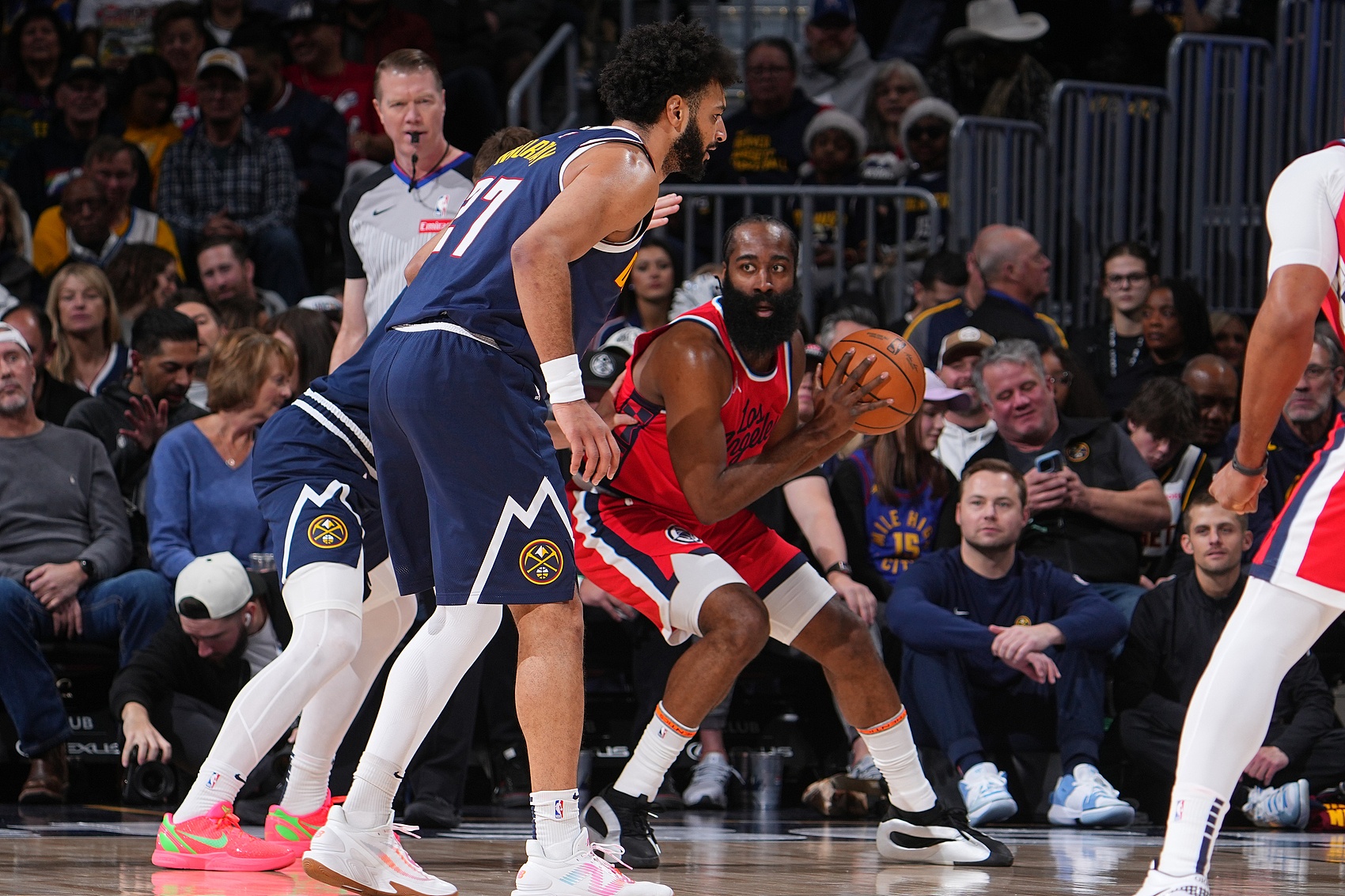 开云体育官网关于窗口期NBA常规赛焦点战，布莱顿篮板制胜，悬念犹存，赛季目标并未改变的信息