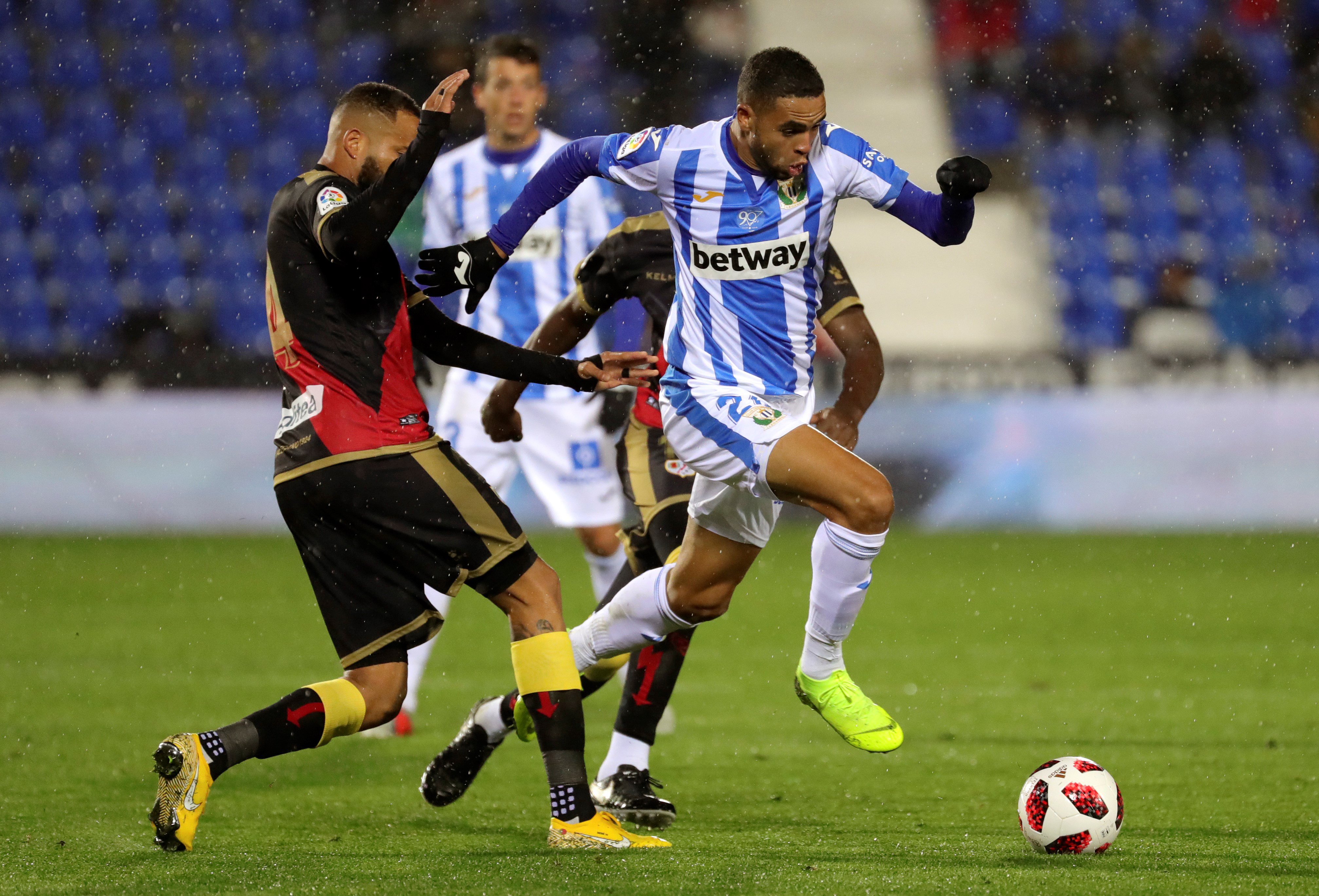 开云体育APP下载冲刺阶段国王杯焦点战，奥兰多魔术手感冰凉，底气十足，年轻球员得到机会的简单介绍